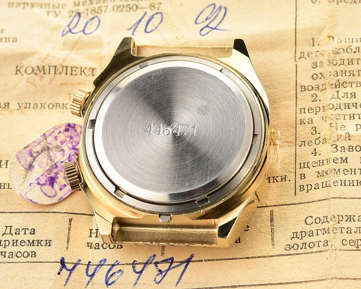 TIME CAPSULE: Soviet Poljot-cricket mechanical watch with alarm clock function - New Old Stock (NOS)!
