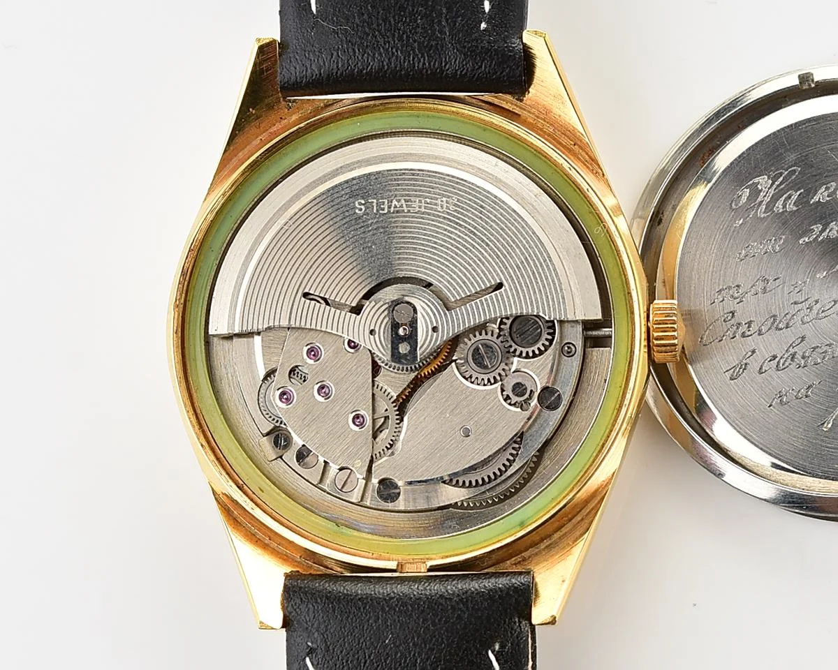 Excellent Soviet Poljot Soviet gold plated mechanical watch with automatic self-winding 30 jewels movement