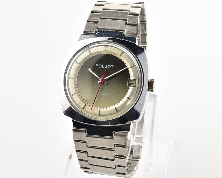 Vintage soviet POLJOT mechanical wristwatch with original stainless steel bracelet