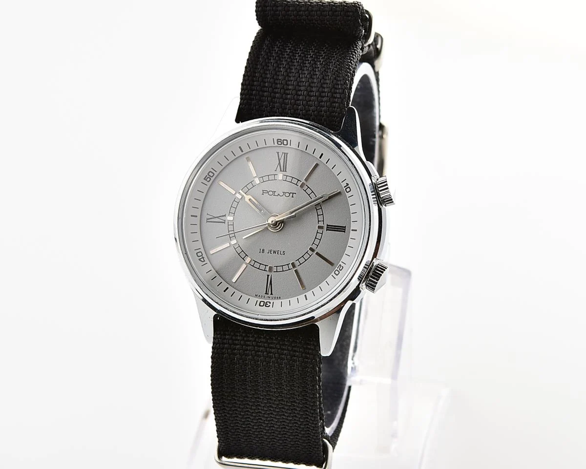 Excellent Poljot "cricket" mechanical wristwatch with alarm function!