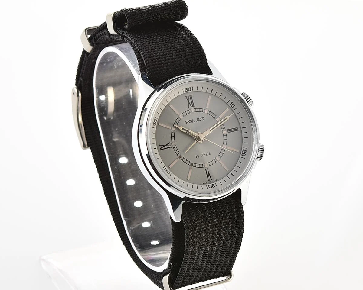 Excellent Poljot "cricket" mechanical wristwatch with alarm function!