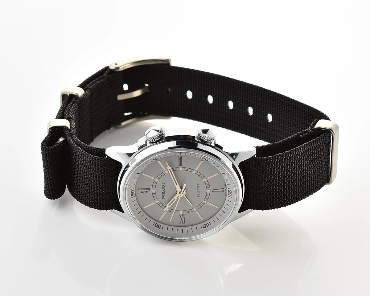 Excellent Poljot "cricket" mechanical wristwatch with alarm function!