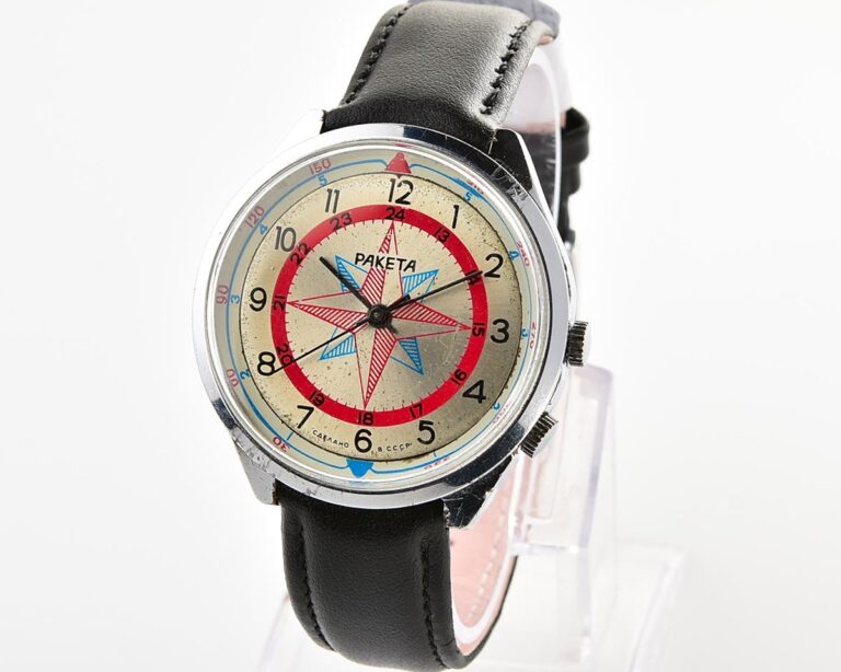 Soviet mechanical RAKETA Compass Rose mechanical wristwatch