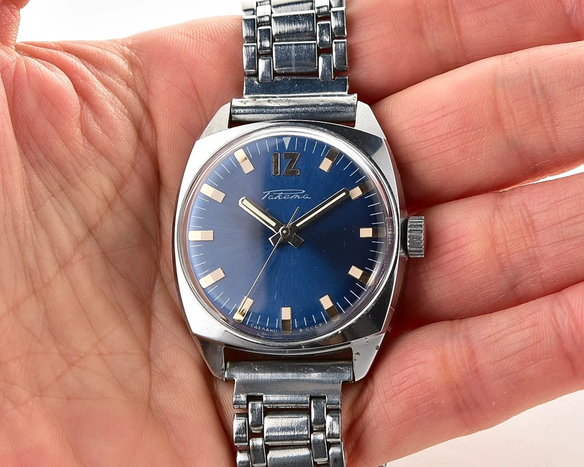 Excellent Soviet Raketa vintage mechanical watch with antimagnetic movement 2610!