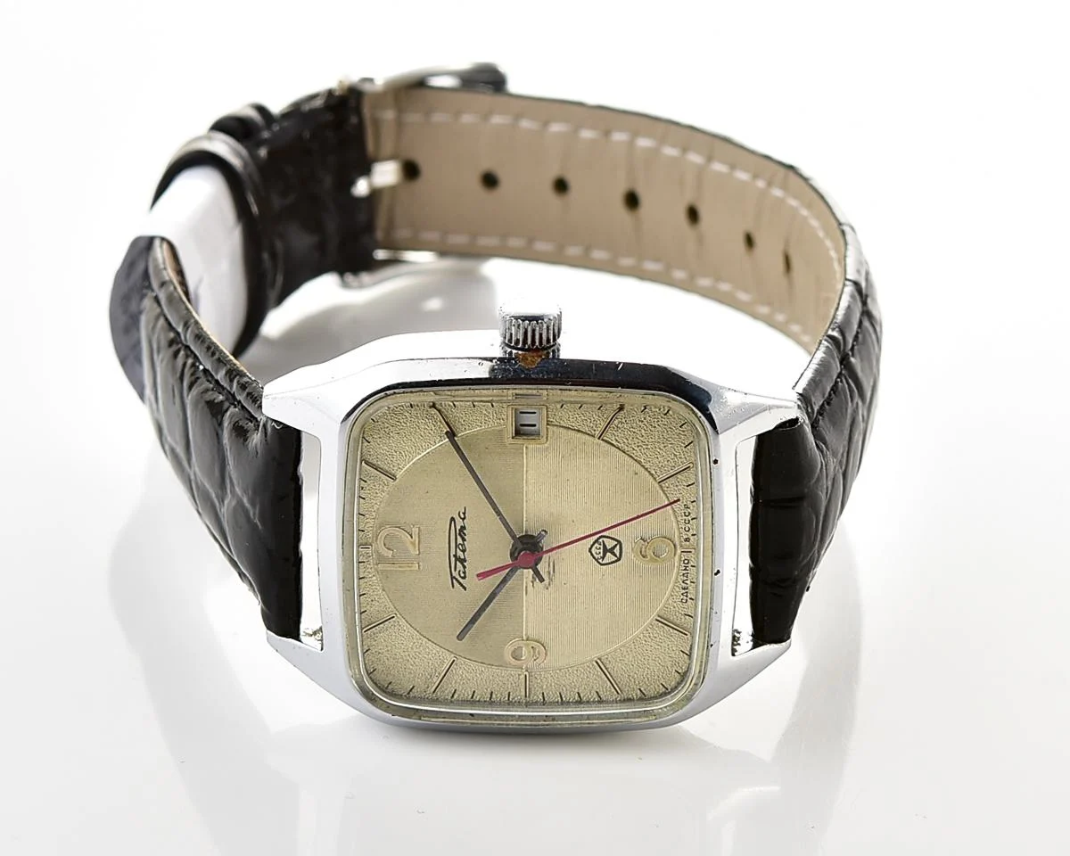 Vintage Soviet Raketa mechanical wristwatch