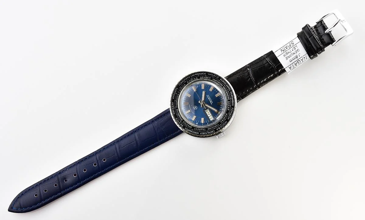 Excellent mechanical Raketa Goroda(Cities) world time Soviet watch