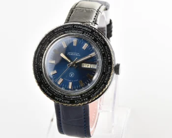 Excellent mechanical Raketa Goroda(Cities) world time Soviet watch