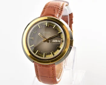 Vintage Soviet Raketa mechanical wristwatch