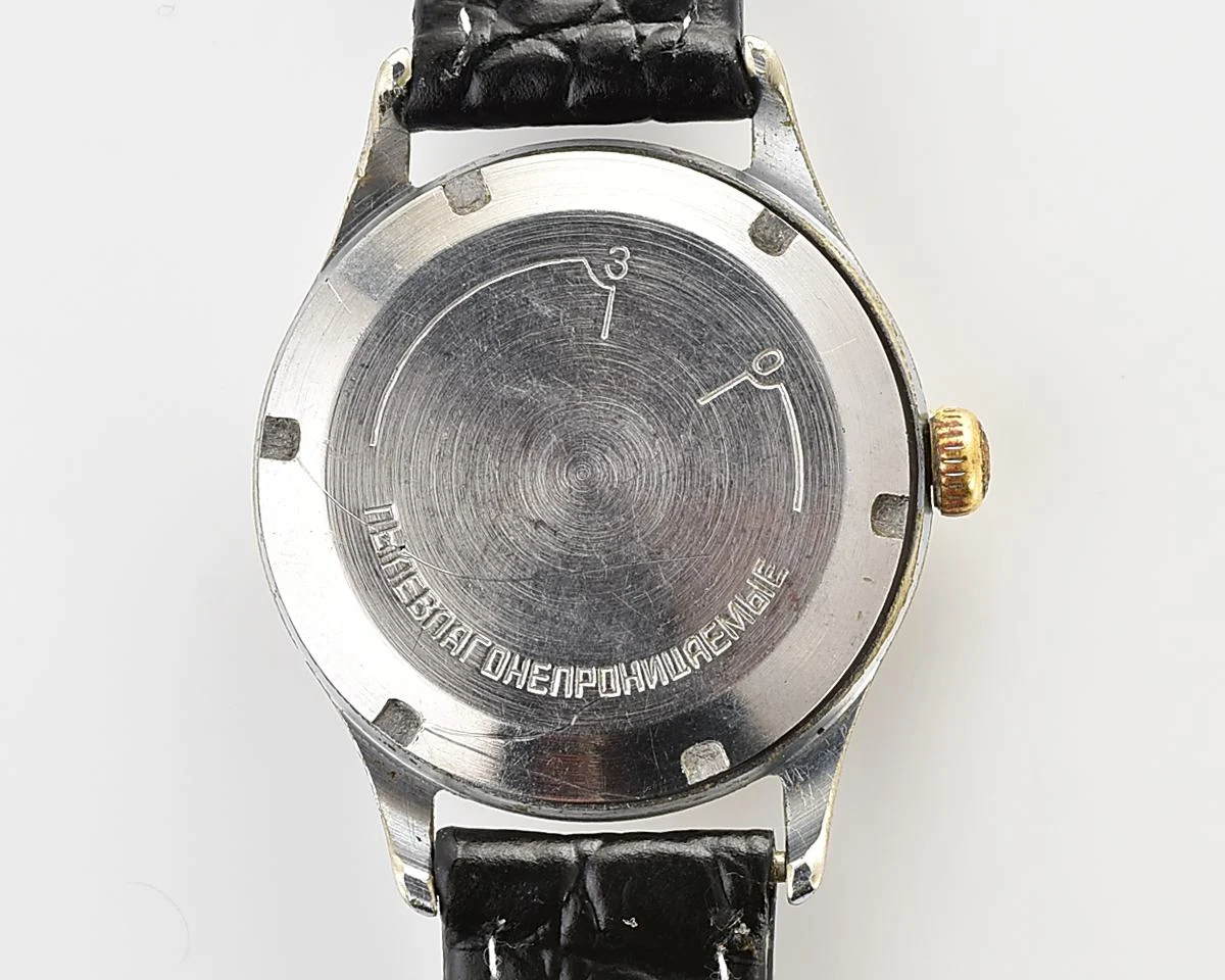 Rare! Vintage Soviet Saturn mechanical watch from the 1950s
