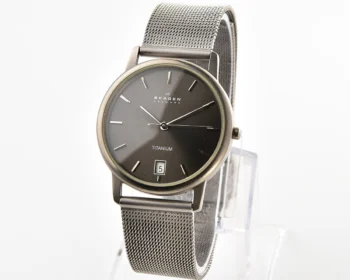 Vintage Skagen Slimline Titanium Mesh – Charcoal Sunburst Date Quartz from the Early 2000s