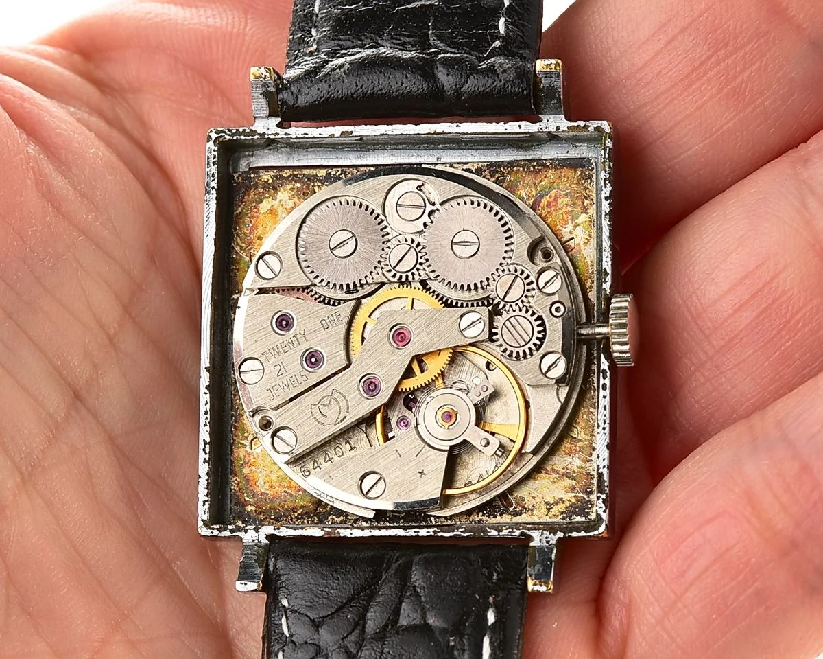 Square Slava Soviet mechanical watch with silver sunburst dial & date, 21 jewels, from the 1970s - Image 12