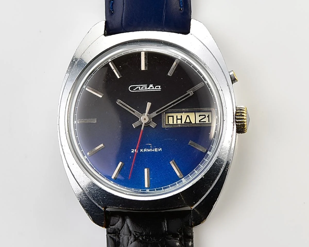 Slava vintage Soviet mechanical wristwatch + with two Nagata straps!