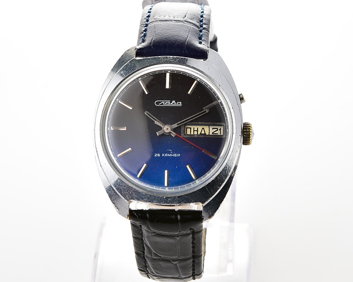 Slava vintage soviet mechanical wristwatch + with two Nagata straps!