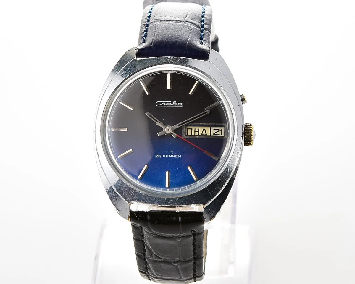Slava vintage Soviet mechanical wristwatch + with two Nagata straps!