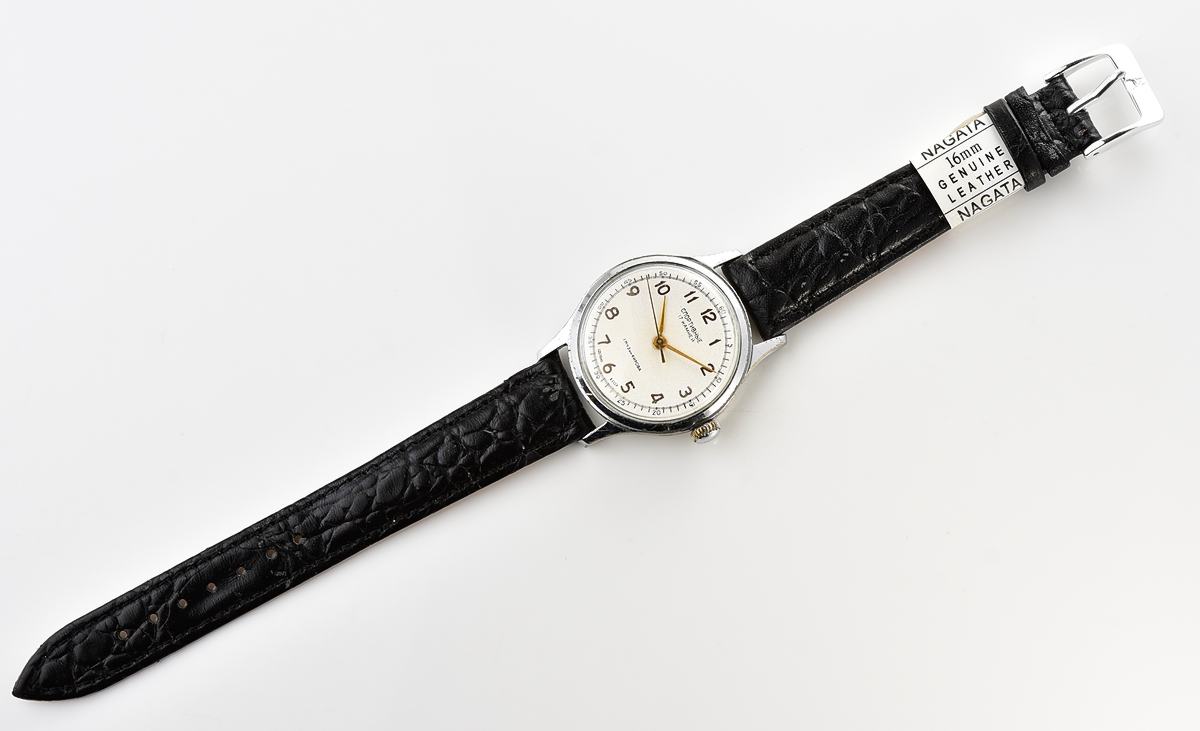 Vintage soviet SPORTIVNIE mechanical watch, from the 1st quarter of 1957
