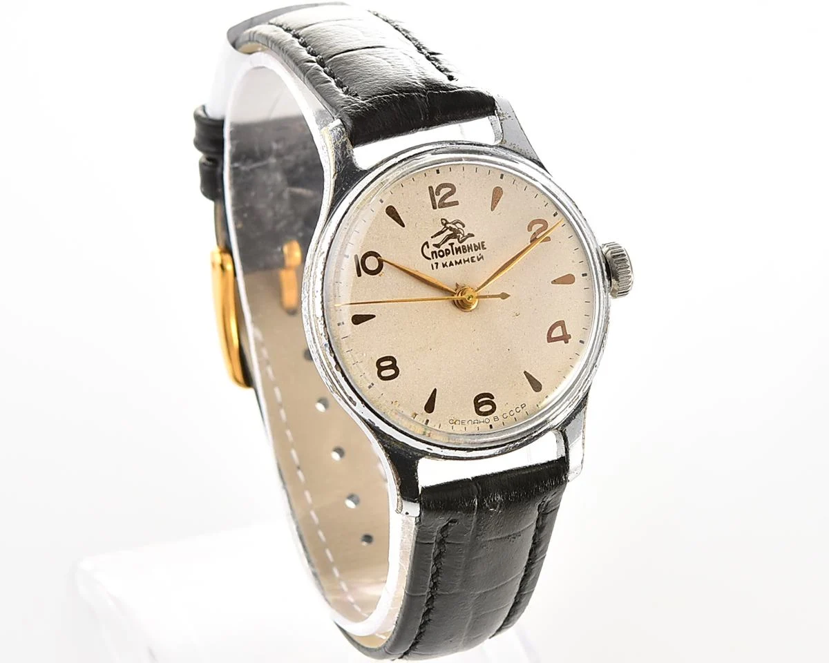 Excellent vintage Soviet Sportivnie mechanical watch from the 1950s