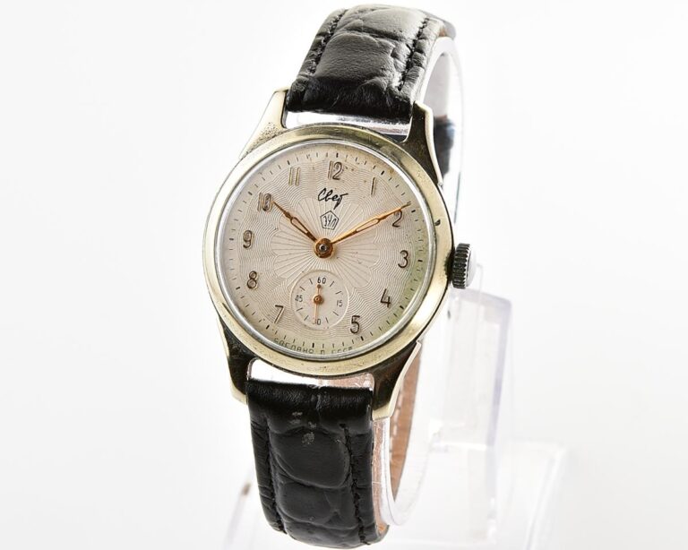 Soviet SVET "Light" vintage mechanical watch, EChL factory