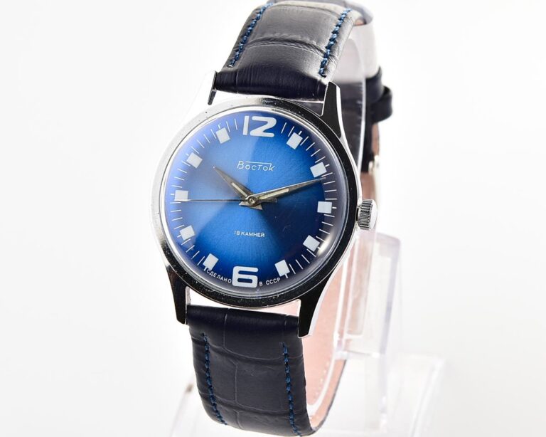 Excellent soviet Wostok (Vostok) vintage mechanical wristwatch