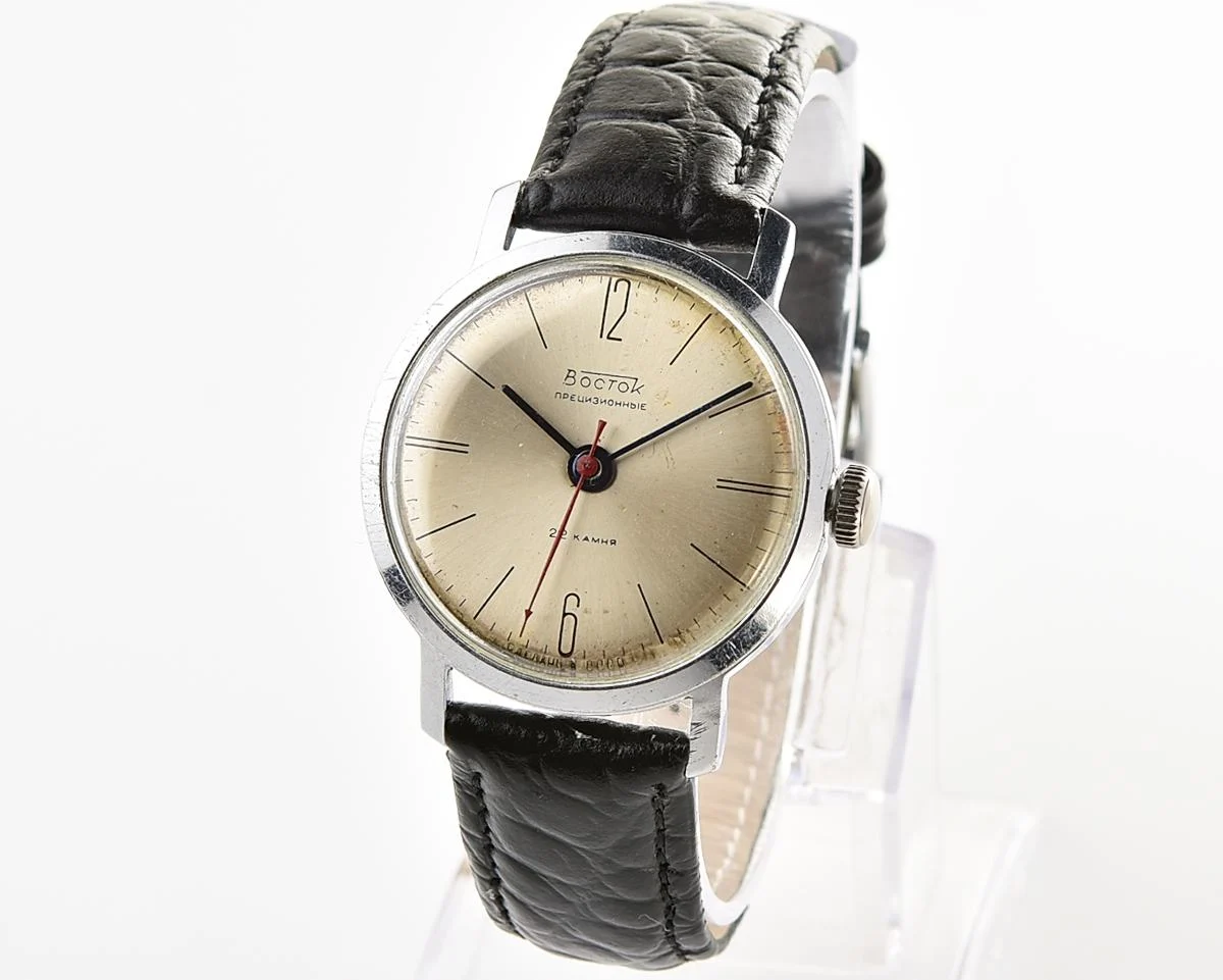 Vintage Vostok Soviet wristwatch with 22 jewels precision movement - less common domestic version