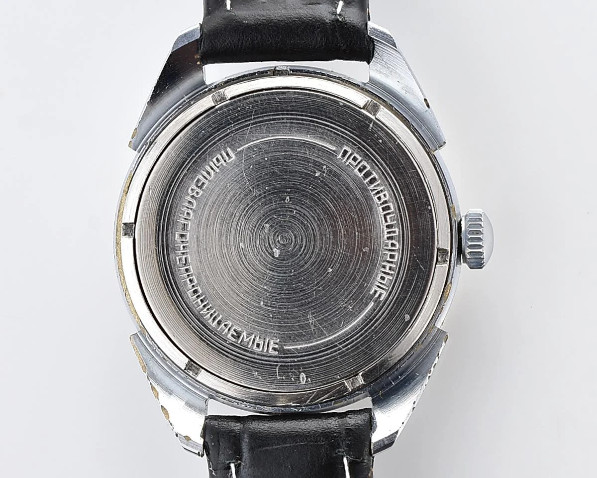 Vintage Soviet Almaz mechanical wristwatch