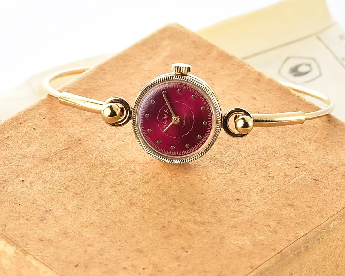 TIME CAPSULE: Vintage Soviet Chaika mechanical wristwatch for ladies - New Old Stock (NOS)!