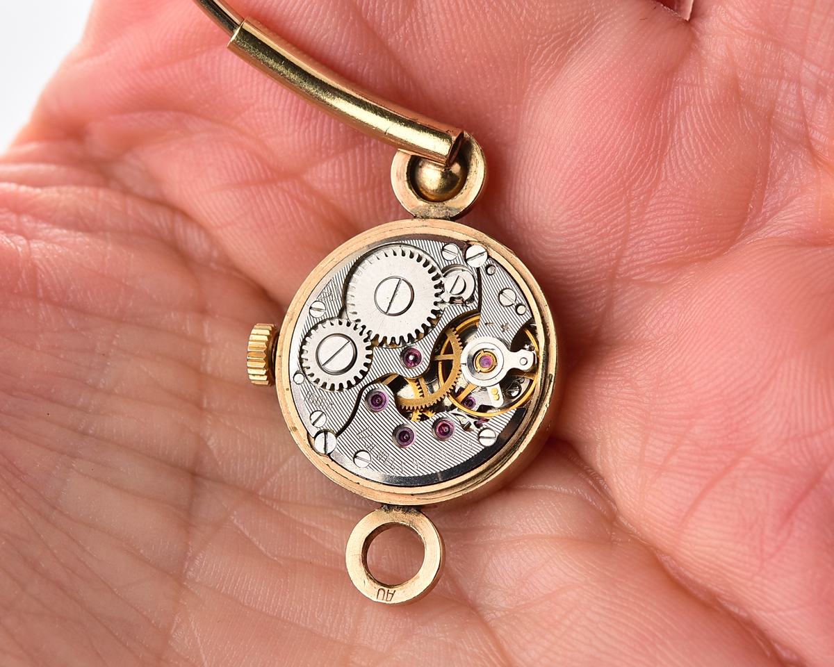 TIME CAPSULE: Vintage soviet CHAIKA mechanical wristwatch for ladies - New Old Stock(NOS)!