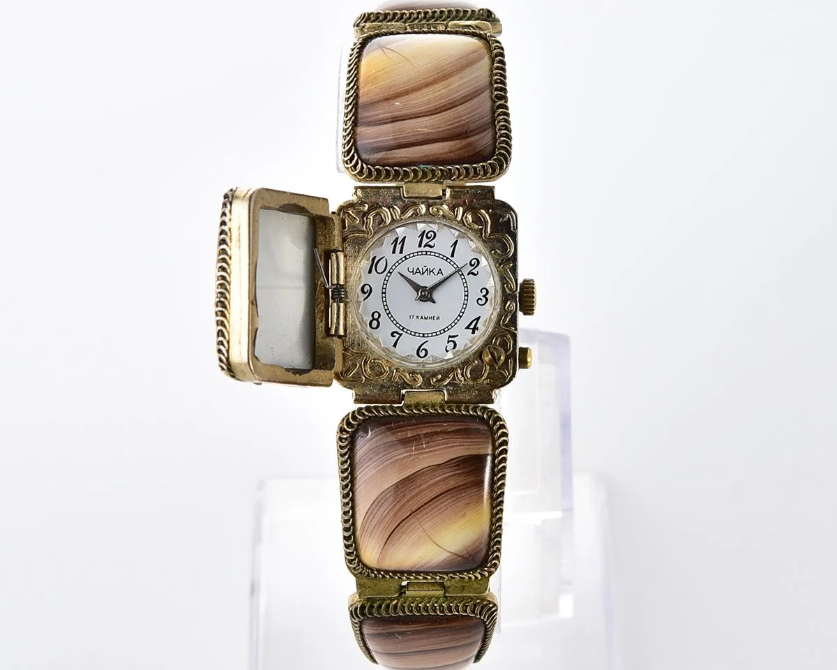 Chaika vintage wristwatch for ladies with stone bracelet