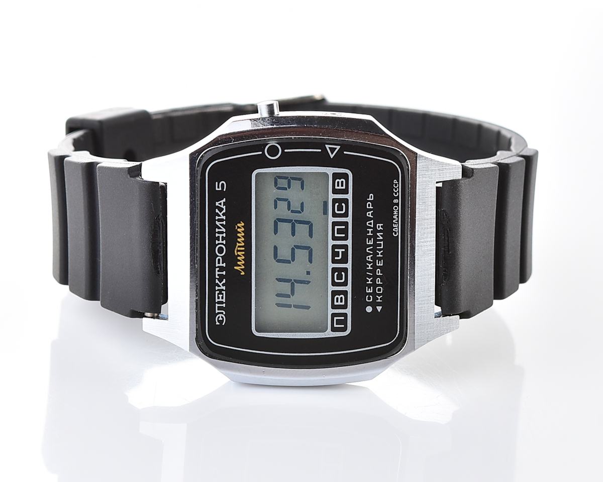 Elektronika-15640_KOM_1605