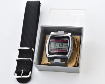 Large vintage USSR digital watch Electronika 5