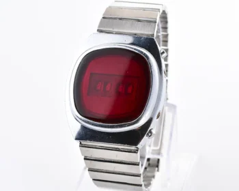 First Red LED Digital Vintage USSR wristwatch Electronika E-1 "illuminator" Pulsar!