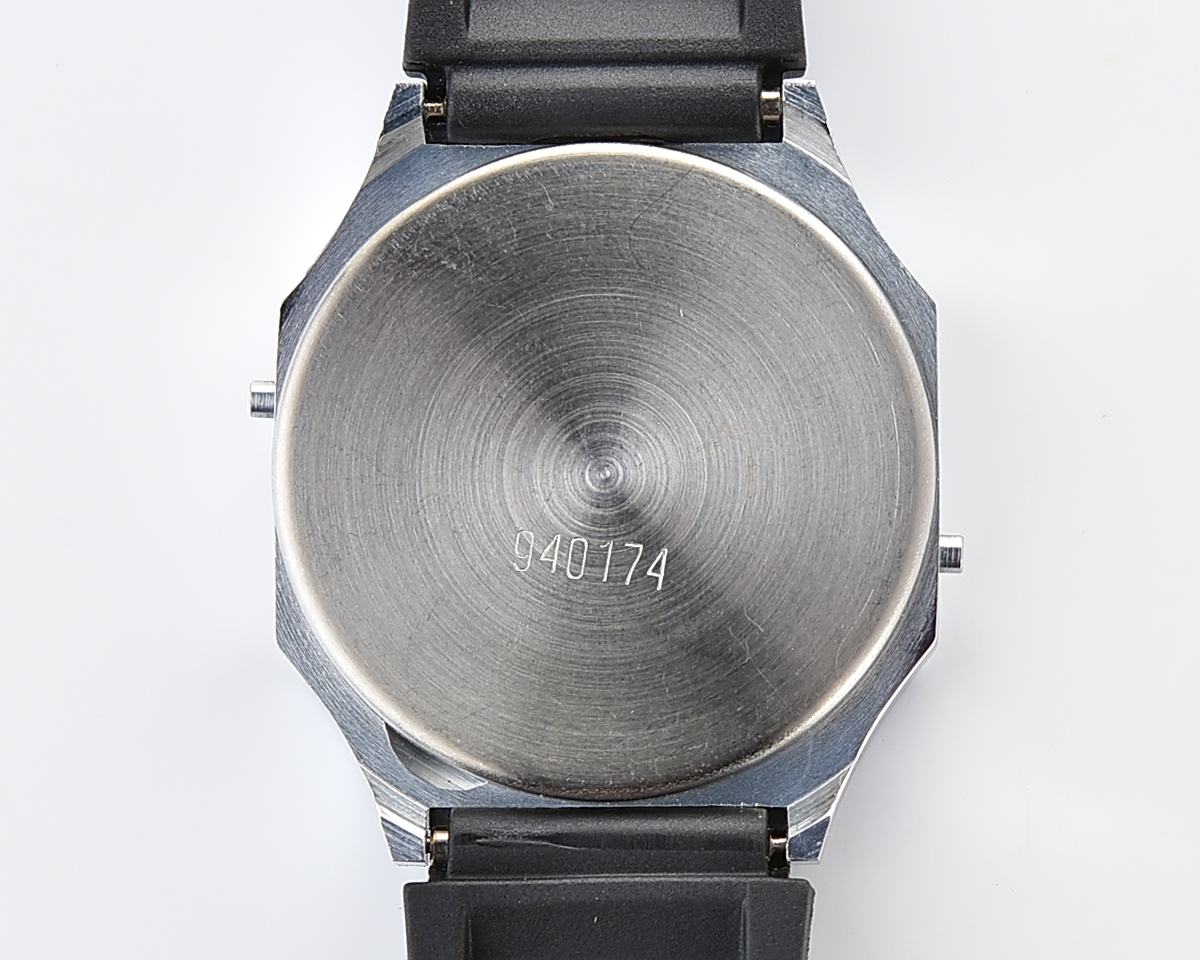 Vintage soviet Electronika Kamerton-61 digital wristwatch