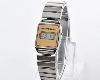 Digital vintage USSR wristwatch Electronika with stainless steel bracelet for ladies
