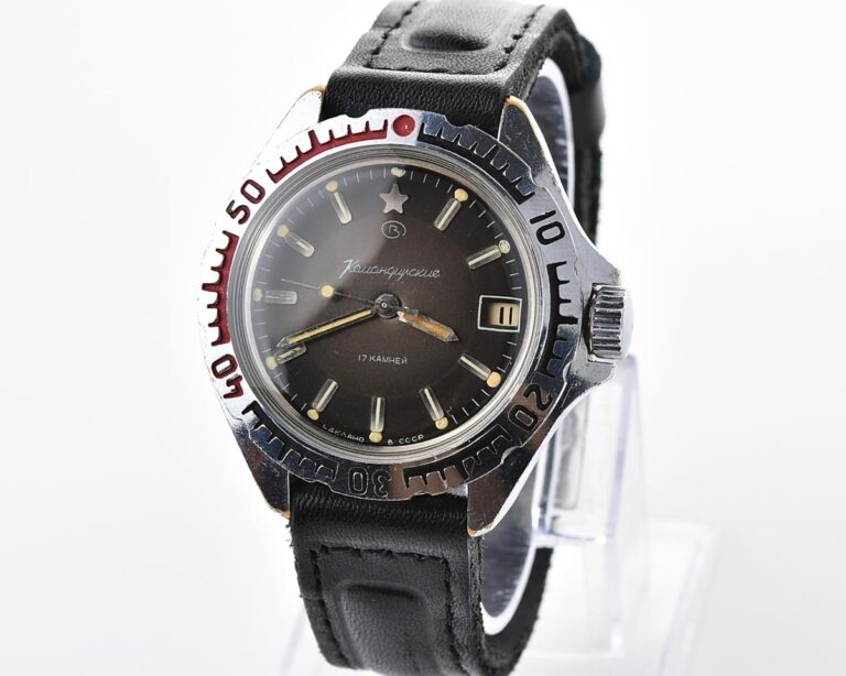 Vostok Komandirskie mechanical wristwatch with rare duo-tone dial!