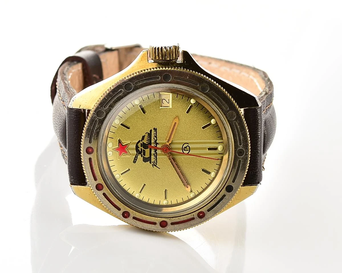 Soviet Vostok Commander's mechanical watch - Komandirskie Tank!