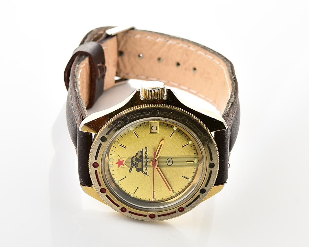 Soviet Vostok Commander's mechanical watch - Komandirskie TANK!