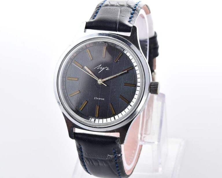 Luch vintage soviet mechanical wristwatch