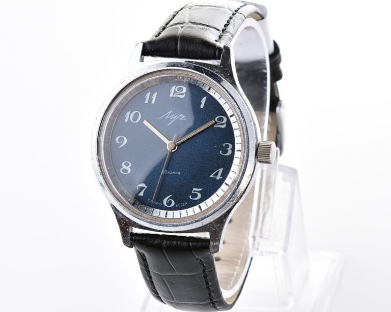 Soviet vintage mechanical watch Luch