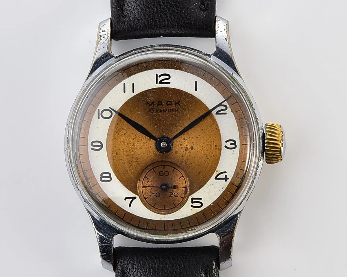 Vintage Soviet Mayak mechanical watch from the 2nd quarter of 1955 - in hermetic case