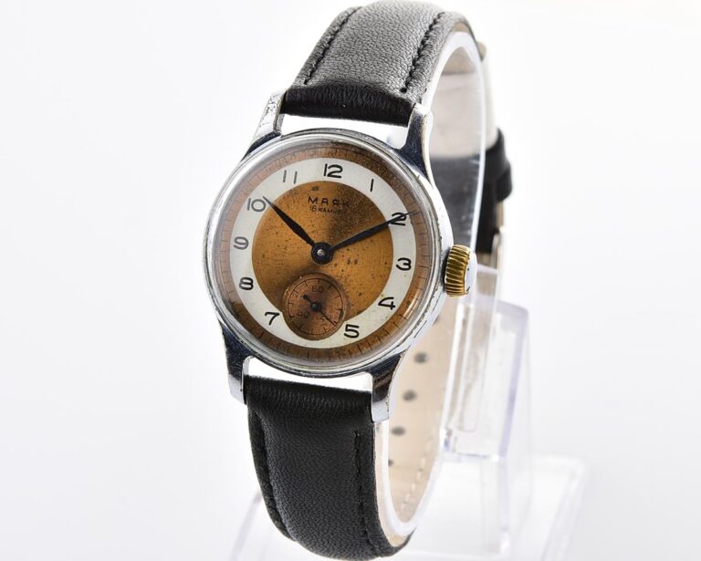 Vintage soviet MAYAK mechanical watch from the 2nd quarter of 1955 - in hermetic case