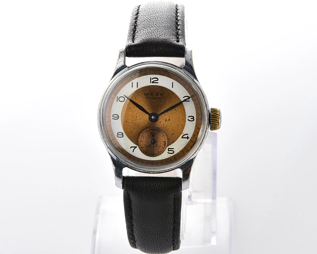 Vintage Soviet Mayak mechanical watch from the 2nd quarter of 1955 - in hermetic case
