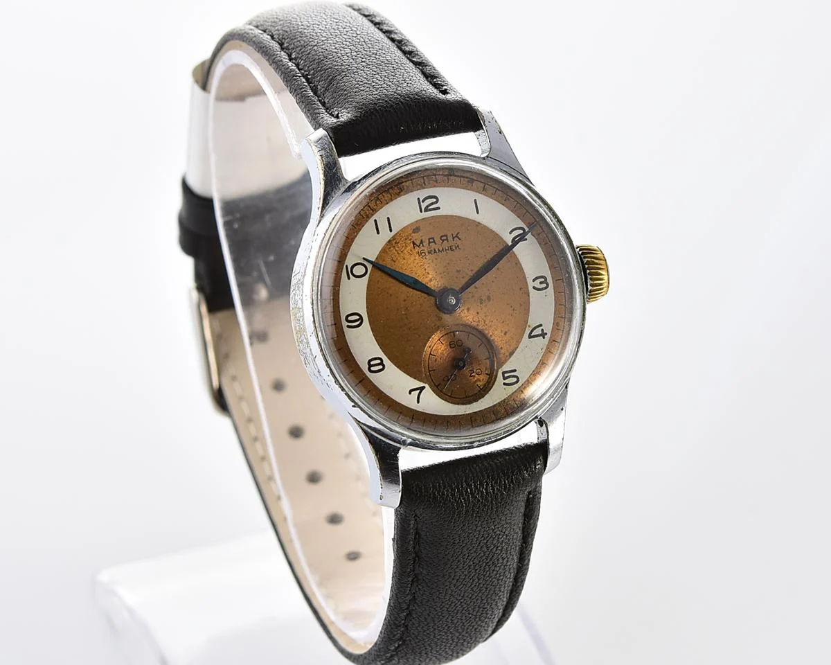 Vintage Soviet Mayak mechanical watch from the 2nd quarter of 1955 - in hermetic case