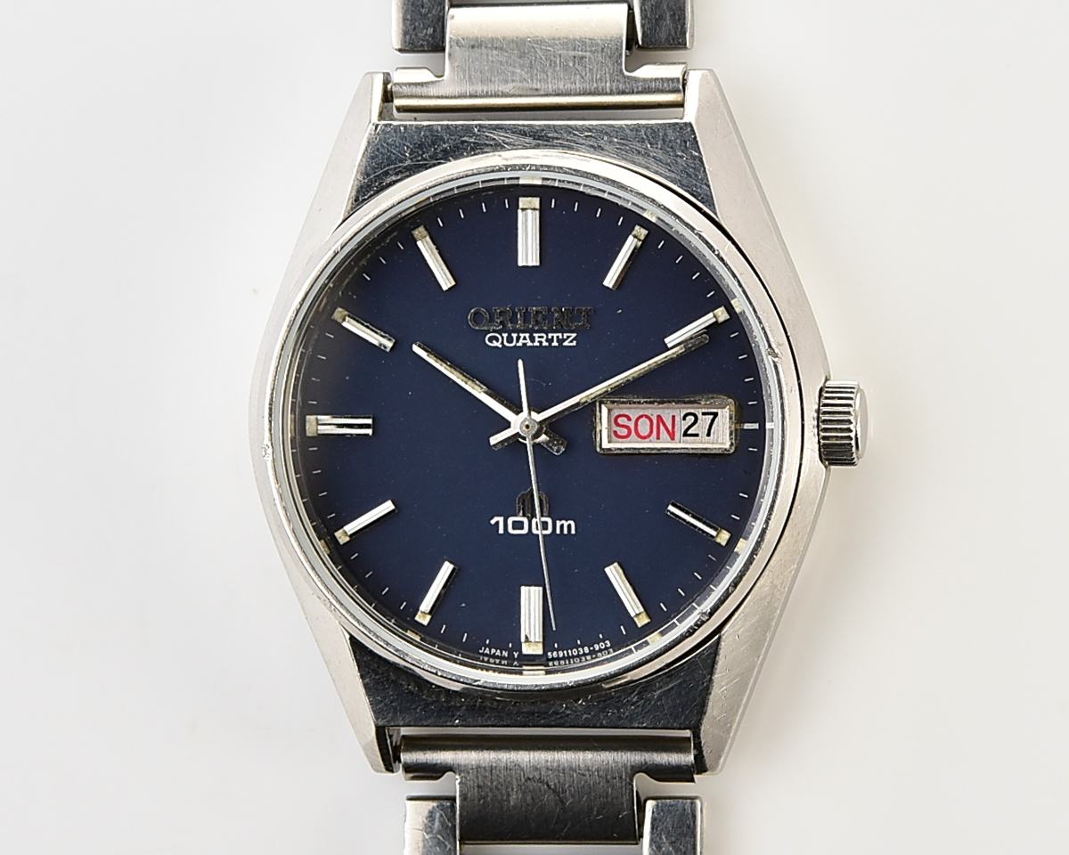 Vintage Orient Swimmer 100 - Blue Sunburst Day-Date Quartz from the 1980s
