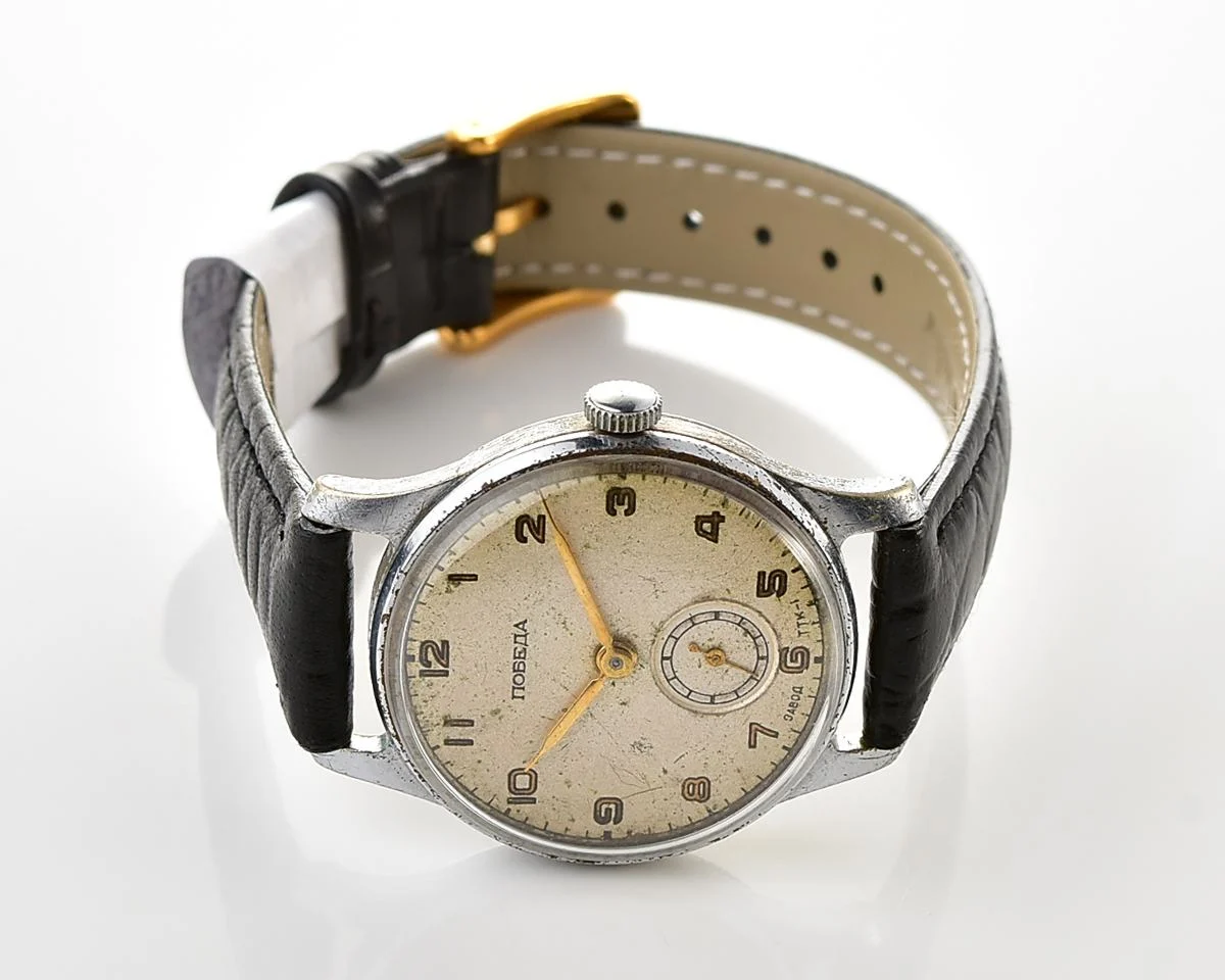 Vintage Soviet mechanical Pobeda TTK-1, from the 1st quarter of 1955