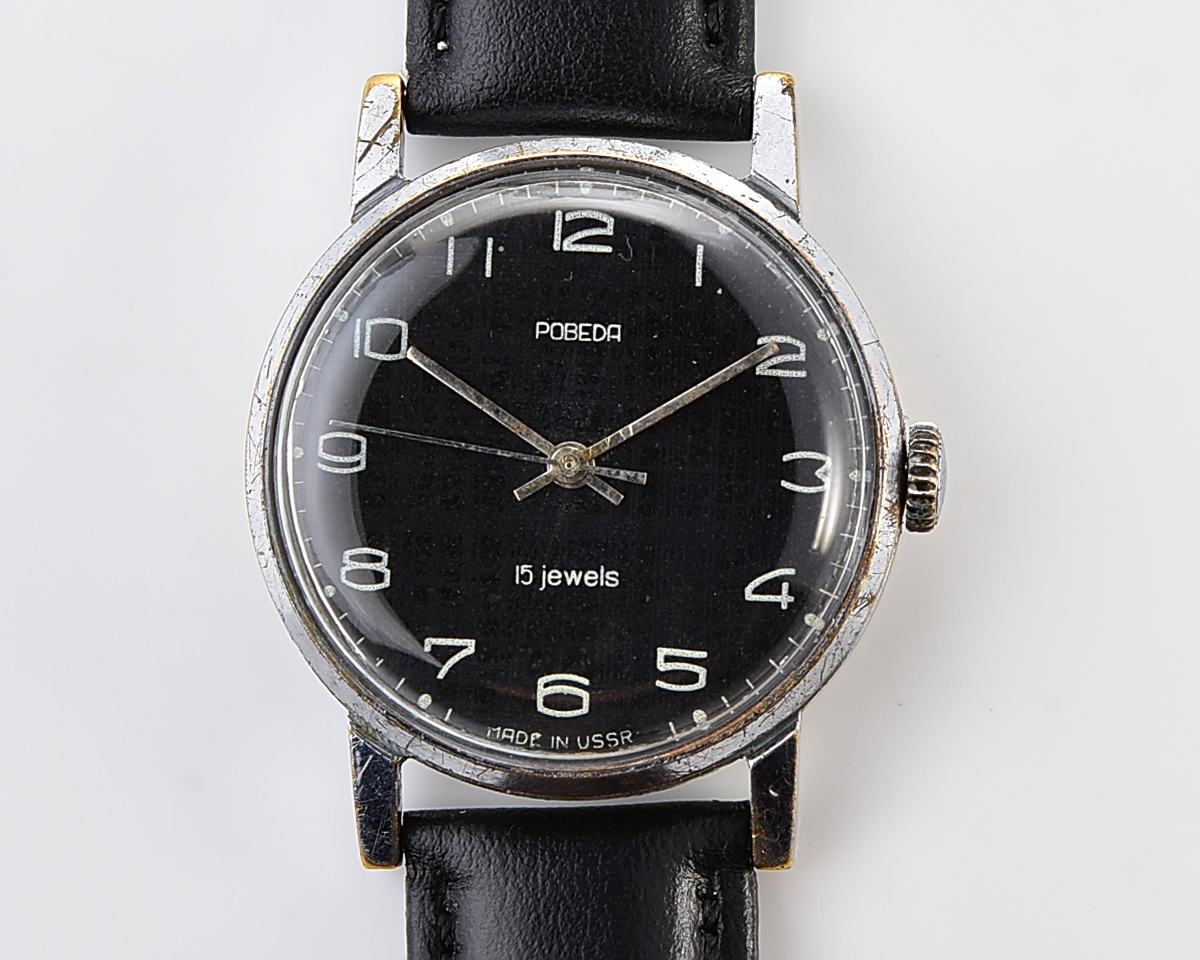 Vintage soviet mechanical POBEDA ZiM wristwatch