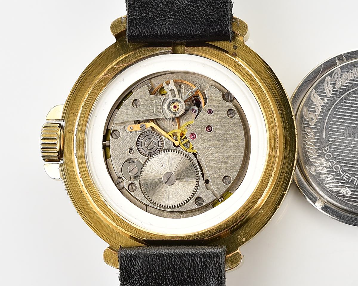 Vostok Commander's watch - Komandirskie is dedicated to the 50th anniversary of victory in World War II