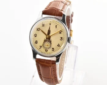Vintage Soviet mechanical Pobeda wrist watch with Kremlin