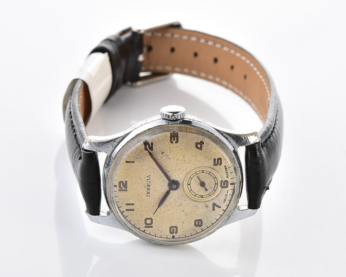 Vintage soviet mechanical POBEDA wrist watch, 1MChZ, the 2nd quarter 1952