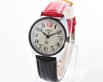 Excellent Soviet Raketa "red 12" vintage mechanical wristwatch