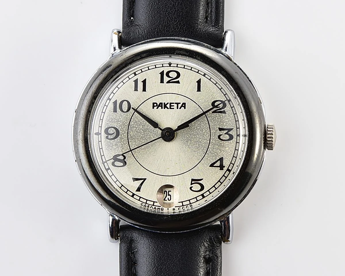 Soviet Raketa vintage mechanical watch with calendar on 6 o'clock