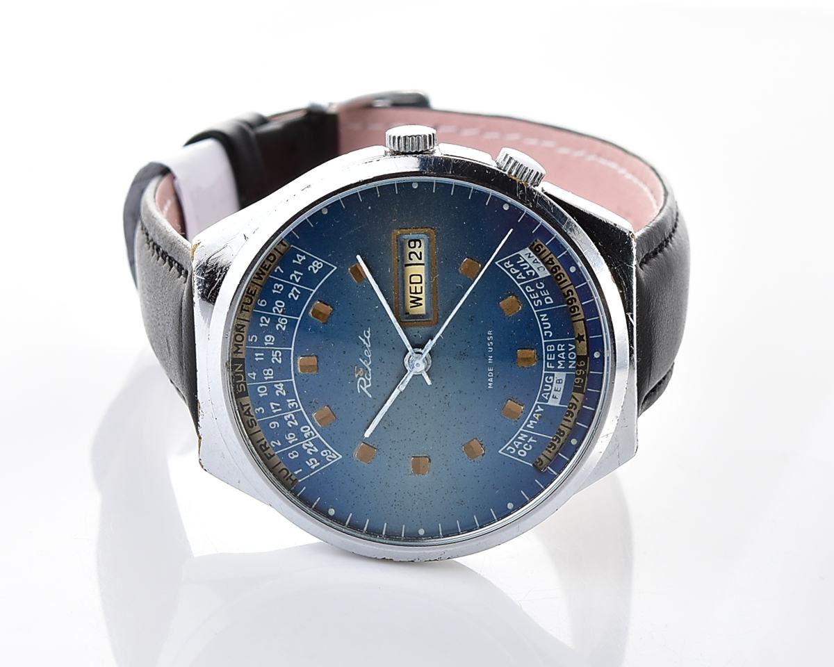 Soviet RAKETA perpetual calendar wristwatch